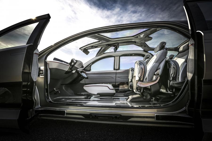 Интерьер Chrysler Portal Concept 2017 года  (фото 34 из 46)